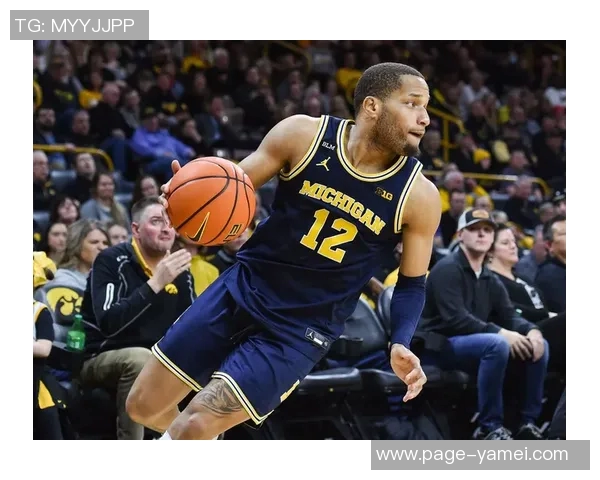 卡姆琼斯因超速被拦截逮捕急于赶往训练场引发关注