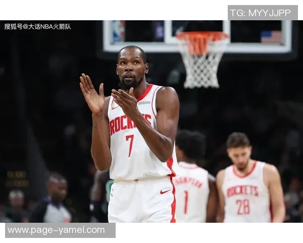 杜兰特称抢下18个前场板是取胜关键强调进攻回合的重要性